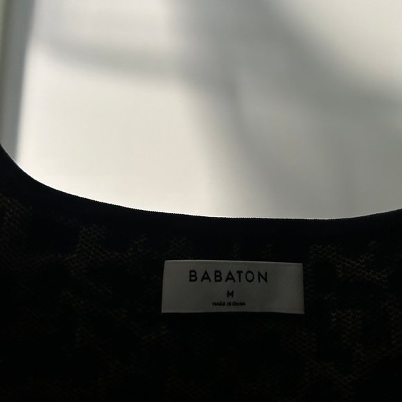 Babaton Aritzia Sculpt Knit Square Neck Crop Tank Leopard Cheetah Print Top M - Picture 2 of 7